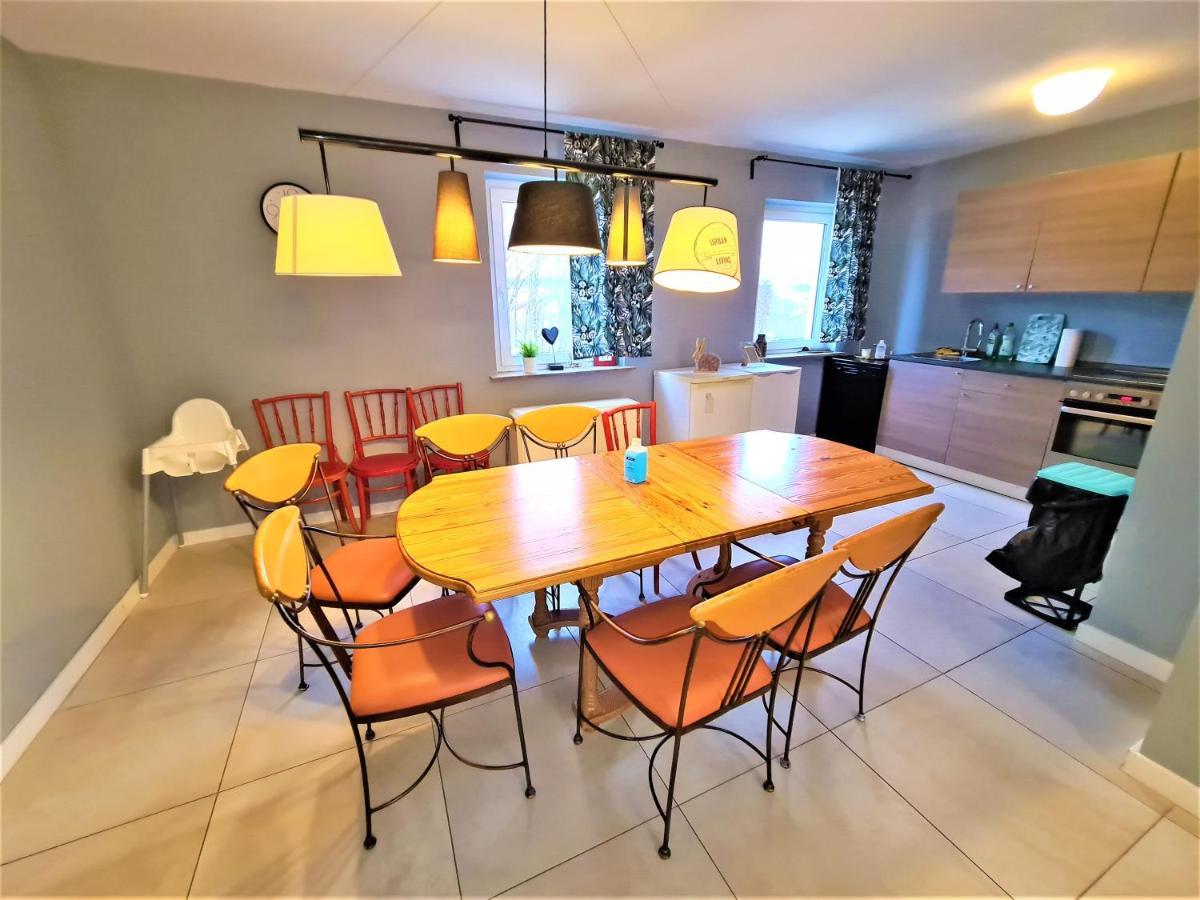 Bei Playmobilland- Grosszugige Wohnung Mit Terasse 1 Zirndorf Bagian luar foto